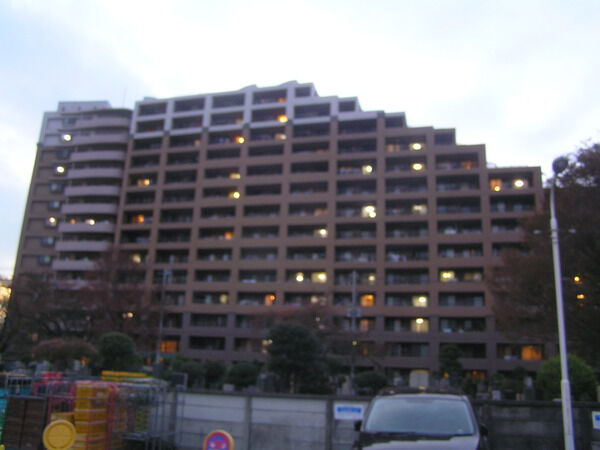 【コープ西国立】外観写真