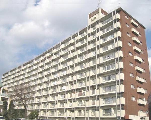 【マンション仙川アゼリア】外観写真