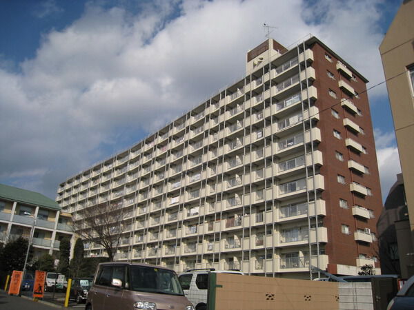 【マンション仙川アゼリア】外観写真