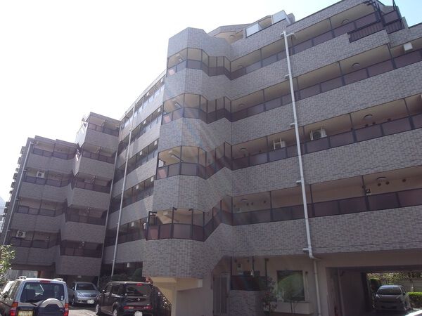 【ガーデンホームつつじヶ丘】外観