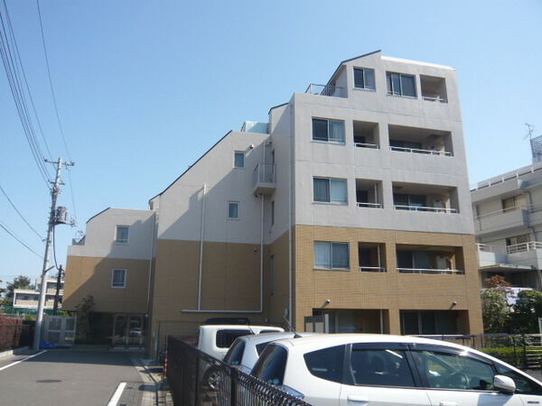 【リナージュつつじヶ丘】建物外観