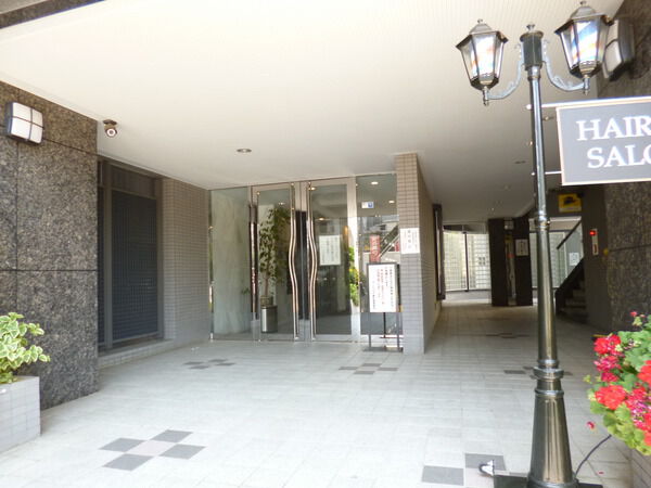 コートプラザ調布 2枚目 コートプラザ調布