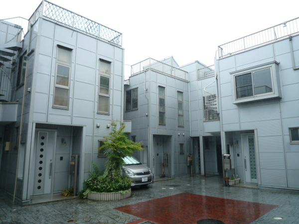 【セボン緑ヶ丘】外観