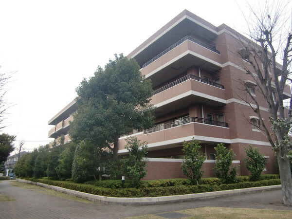 【ウインベルガーデン豊田】全住戸南向、外壁タイル貼 【ウインベルガーデン豊田】全住戸南向、外壁タイル貼