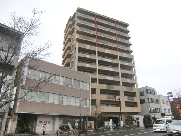 【クィーンシティ豊田多摩平の丘】外壁タイル貼