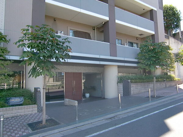 【レクセルヒルズ日野】エントランス 【レクセルヒルズ日野】エントランス
