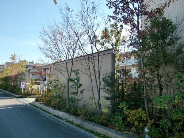 グランドメゾン日野万願寺