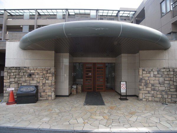 【レクセルプラッツァ国立】エントランス 【レクセルプラッツァ国立】エントランス