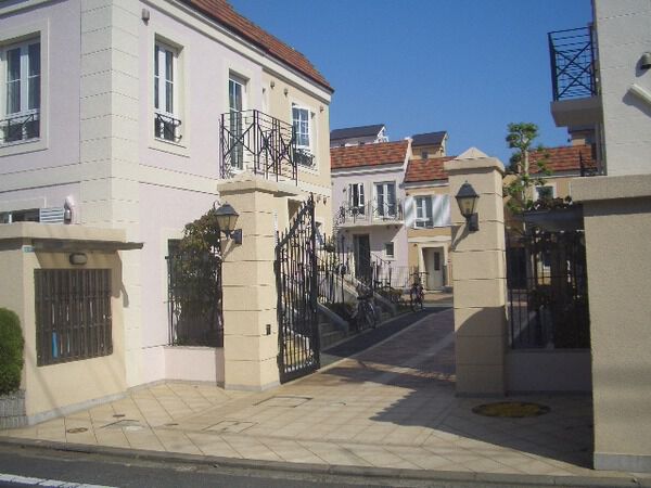 【セボンつつじヶ丘】エントランス