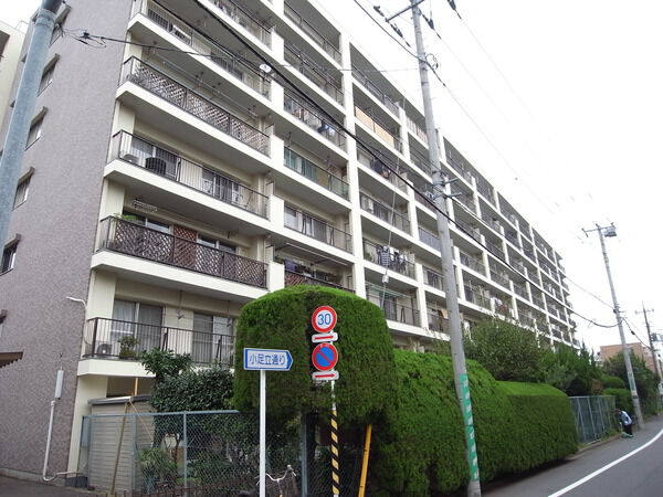 【京王柴崎コーポラス】外観 【京王柴崎コーポラス】外観