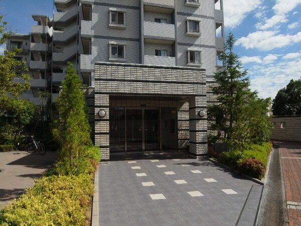 【藤和シティホームズ多摩落合】エントランス 【藤和シティホームズ多摩落合】エントランス