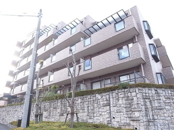 【ヴェルデコート多摩センター】外観