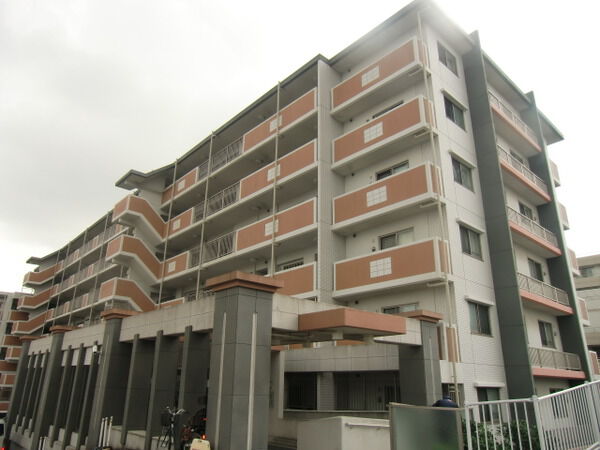 【フェリズ横浜矢向】外観写真