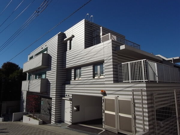 グランスイート菊名リュミエール 2枚目 グランスイート菊名リュミエール