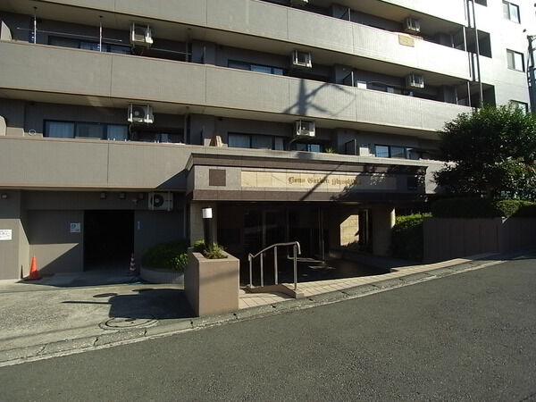 【ライオンズガーデン日吉台】外観 【ライオンズガーデン日吉台】外観