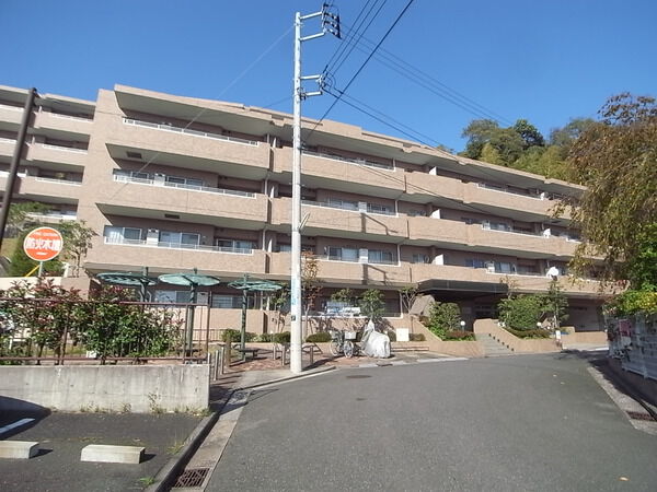 【ヒルハイツ日吉】外観