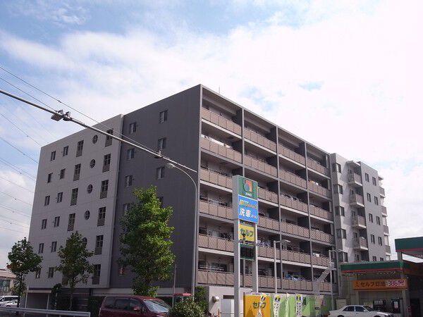 【ガーデンホーム大倉山】外観