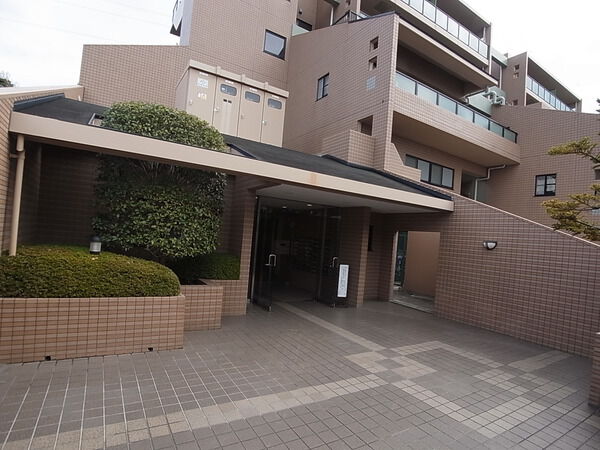 グランドメゾン上永谷