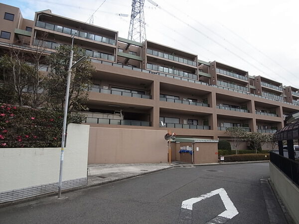 グランドメゾン上永谷