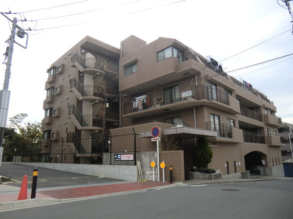 【クレアール三ツ境】建物外観