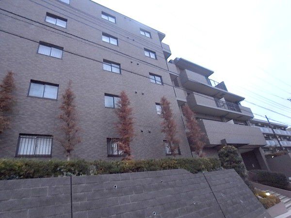 バームステージあざみ野