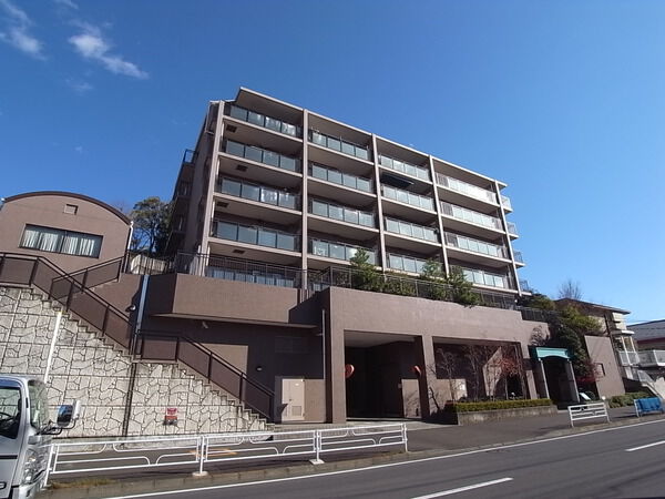 【サンヴェール青葉台】外観３