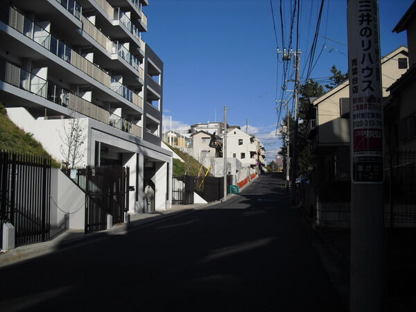 【Brillia藤が丘】前面道路