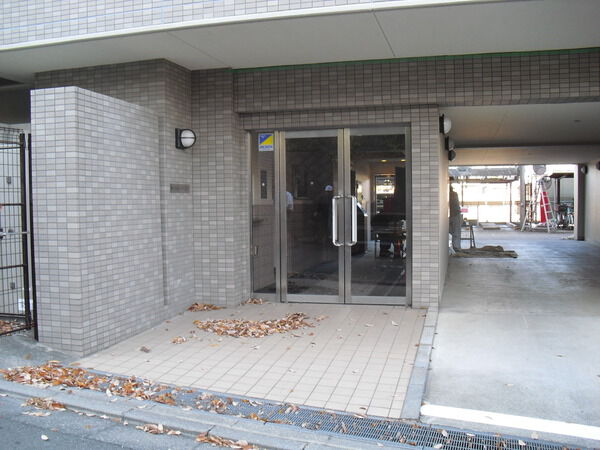 【藤が丘南パークハウス】エントランス