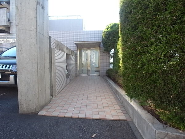 【イトーピア藤が丘サンヒルズ】エントランス