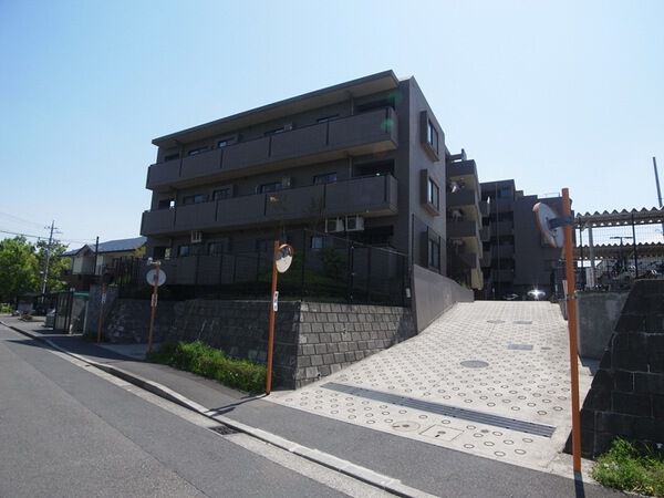 ナイスパークフロンテージセンター北 2枚目 ナイスパークフロンテージセンター北