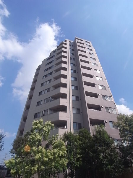 アトラスアリーナ武蔵新城ランドマークコート 2枚目 アトラスアリーナ武蔵新城ランドマークコート