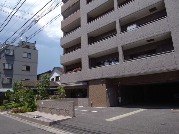 アルファコート平間