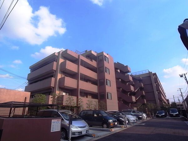 ライオンズマンション武蔵新城ガーデンシティ 2枚目 ライオンズマンション武蔵新城ガーデンシティ