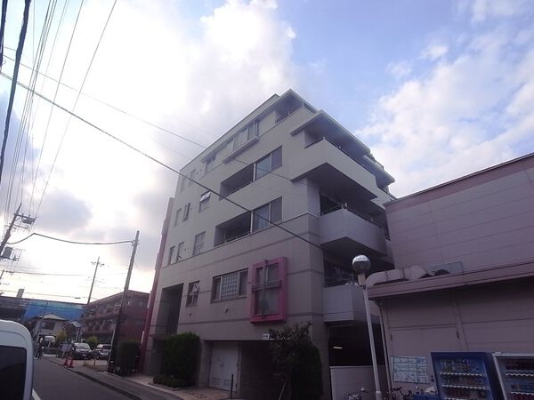 パルミナード武蔵新城参番館 2枚目 パルミナード武蔵新城参番館