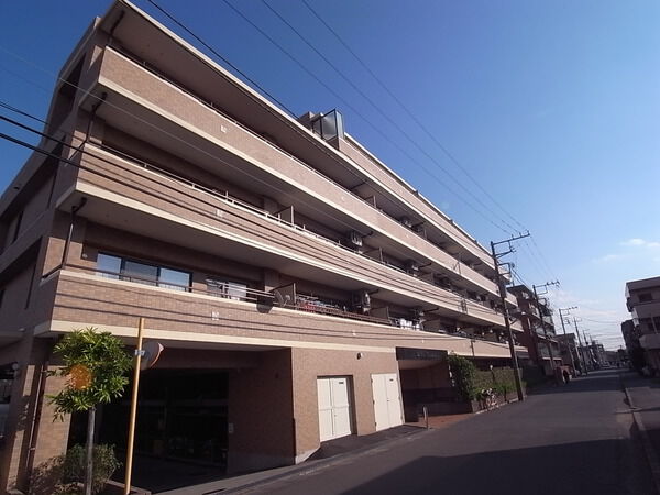 【セザールガーデン武蔵新城】外観