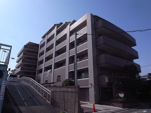 【クレッセント武蔵新城Ⅲ】マンション外観 【クレッセント武蔵新城Ⅲ】マンション外観