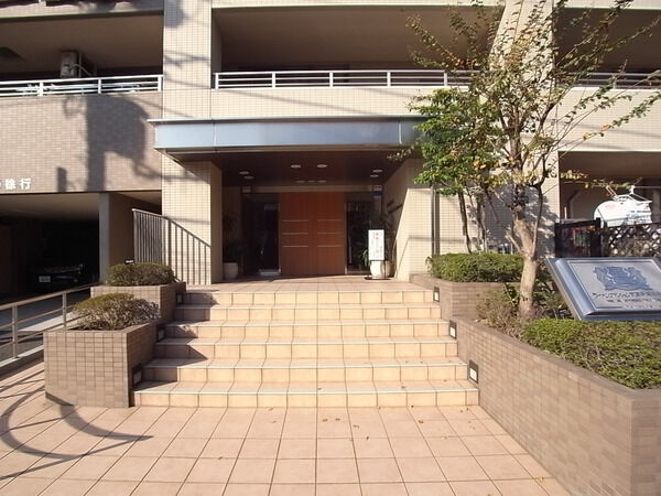 ライオンズマンション武蔵新城中央公園 2枚目 ライオンズマンション武蔵新城中央公園