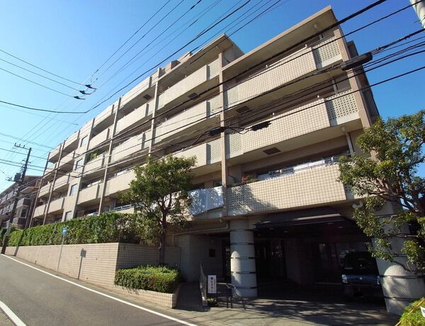 【宮前平ガーデンハウス弐番館】建物外観