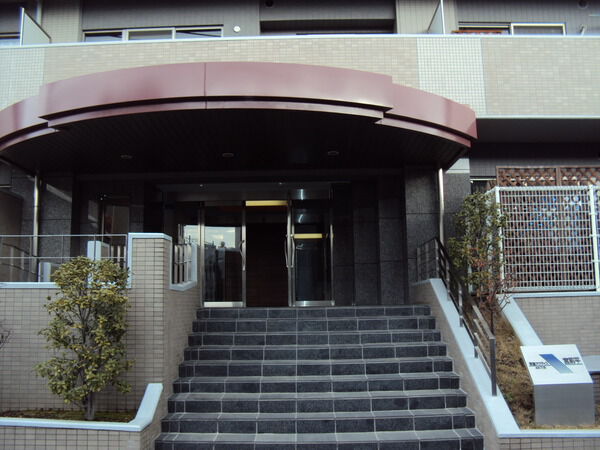 【芙蓉アクティス宮前平】入口１