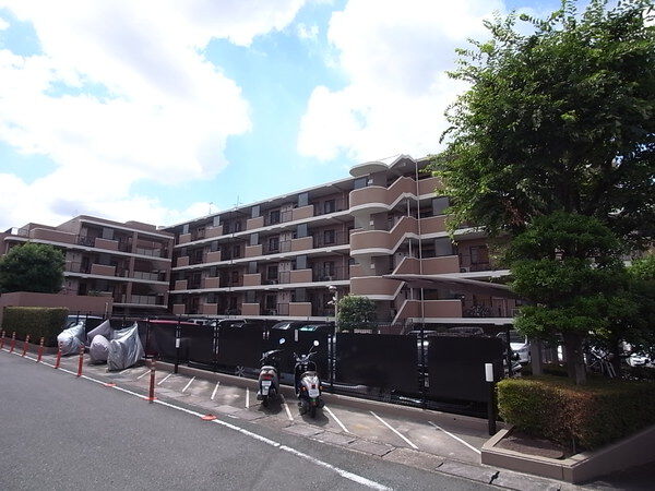 【バームステージ宮崎台】エントランス