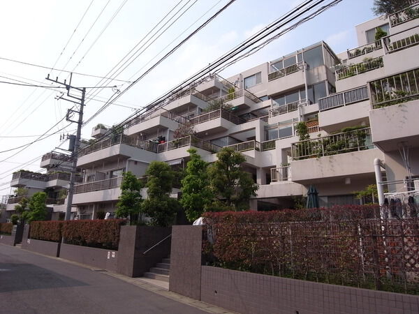 【ユニテ宮崎台テラス】マンション外観