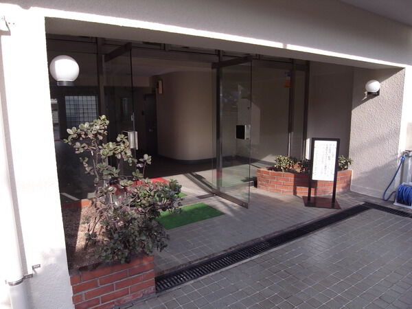 【宮前平マンション】エントランス