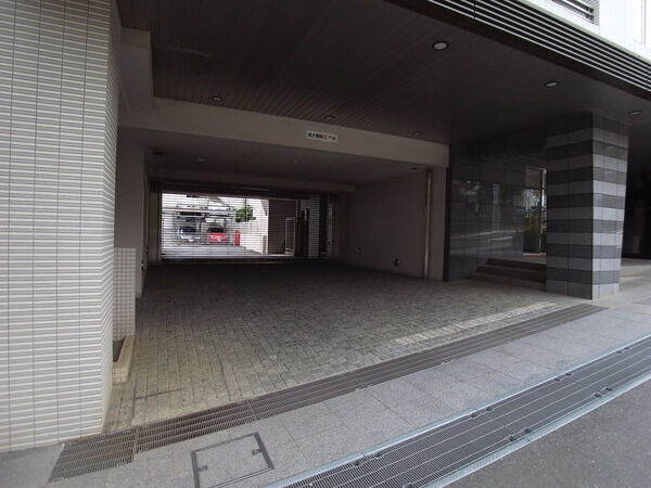 【パークテラス宮前平】車路 【パークテラス宮前平】車路