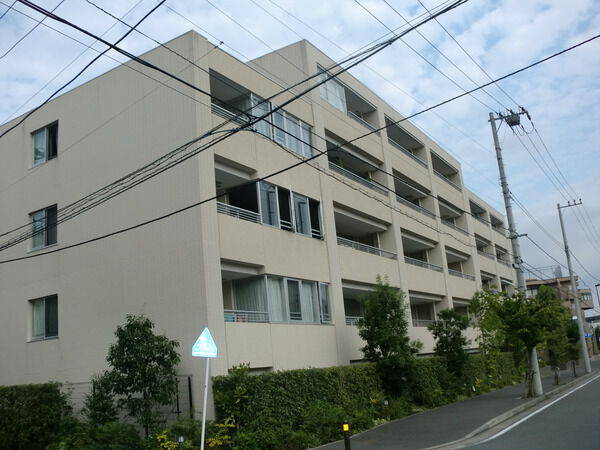 【グランドメゾンたまプラーザ】外観