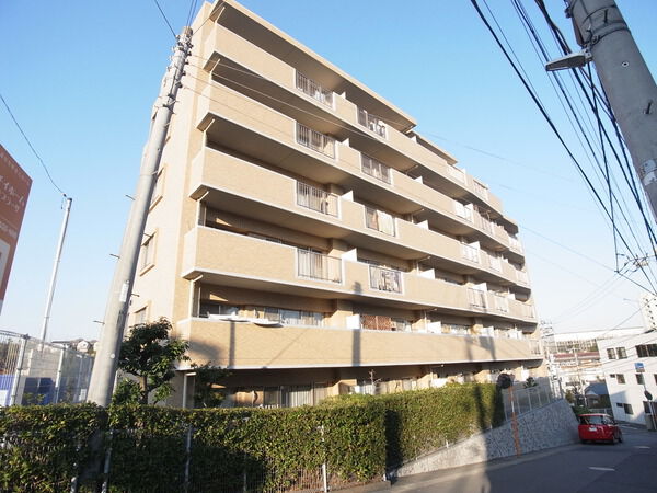 ヒルハイツたまプラーザ 2枚目 ヒルハイツたまプラーザ