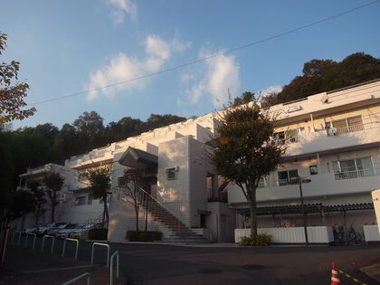 柿生ガーデンズ