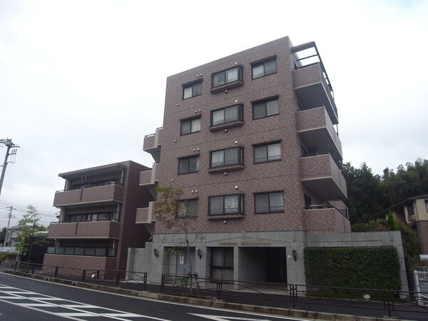 ライオンズマンション新百合ヶ丘南 3枚目 ライオンズマンション新百合ヶ丘南