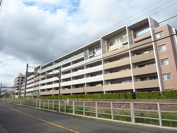 小田急プラウディア栗平Ⅱ 2枚目 小田急プラウディア栗平Ⅱ