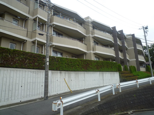 フェアロージュ新百合ヶ丘ヒルステージ 3枚目 フェアロージュ新百合ヶ丘ヒルステージ