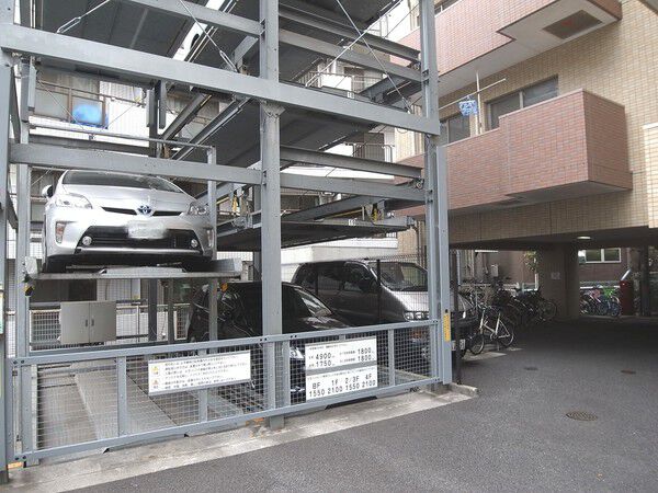 【アスティオン鹿沼公園】敷地内駐車場